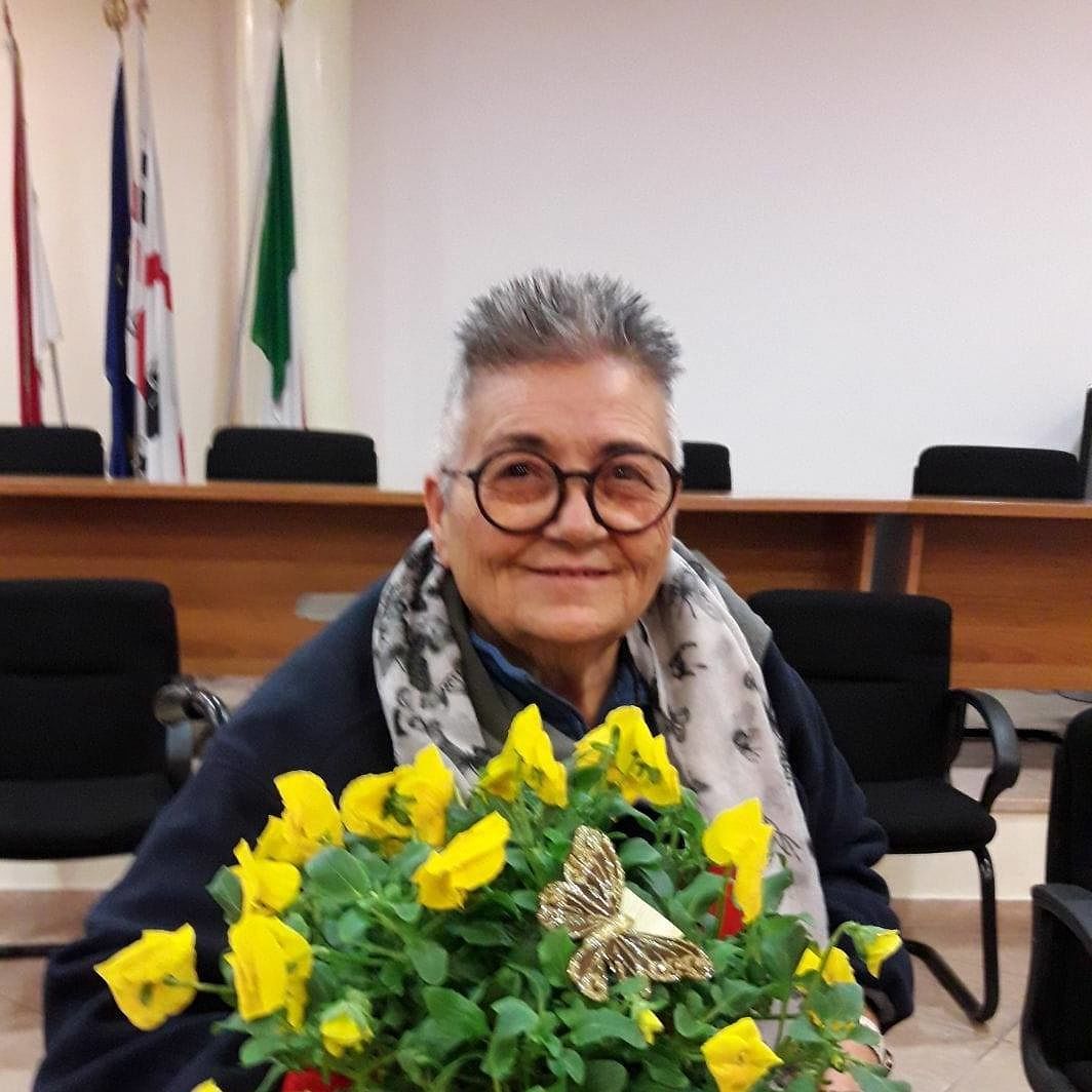 Maria Pia, da 8 anni costretta sulla carrozzina:”Combatto il dolore con la poesia”