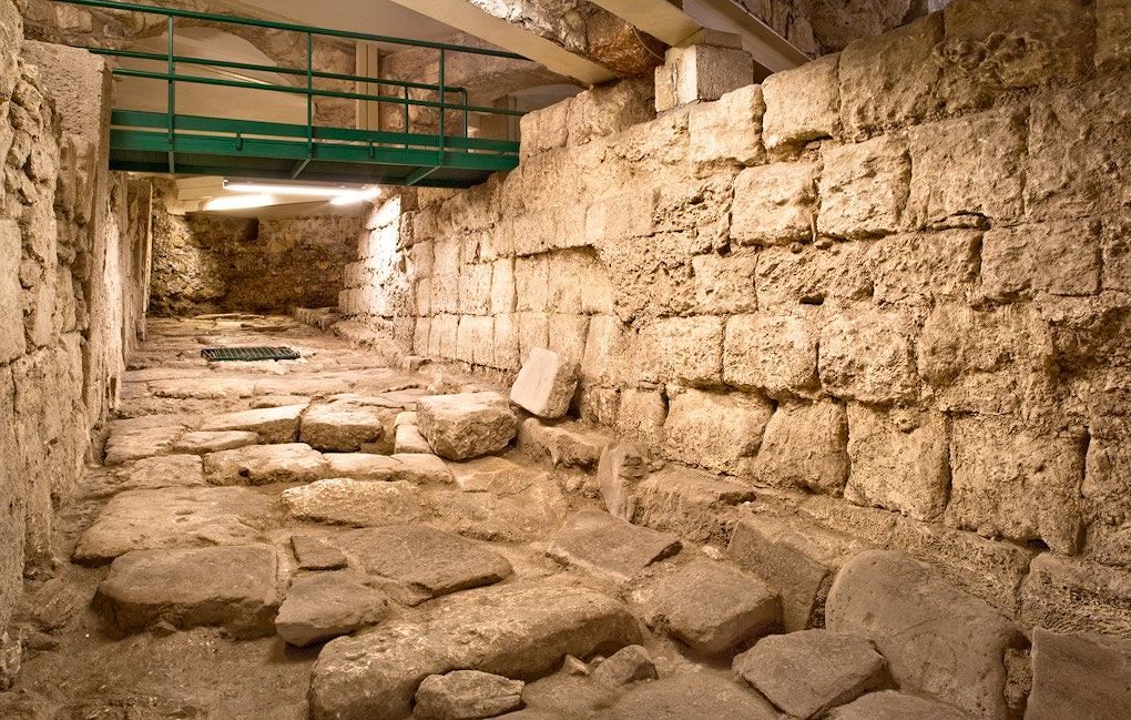 Cagliari, viaggio alla riscoperta della Karakes romana