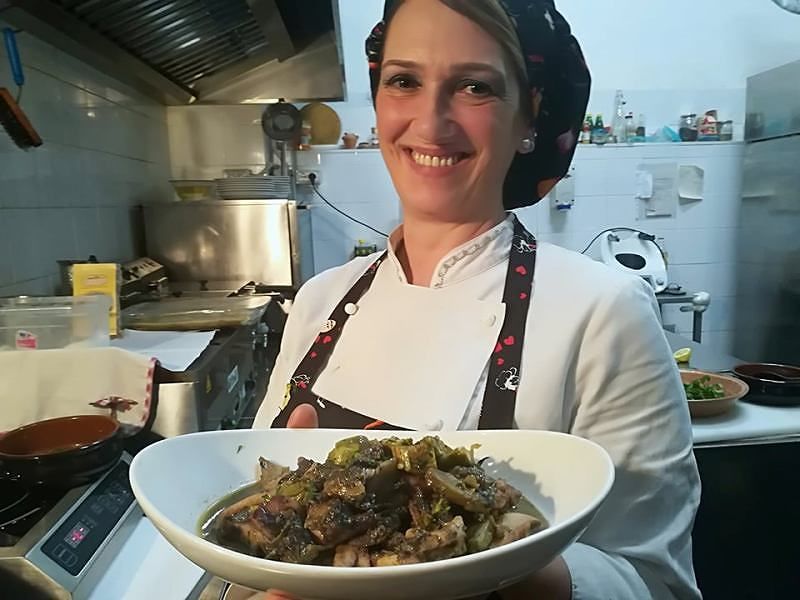 Casteddu food weekend: seppie fresche con carciofi spinosi