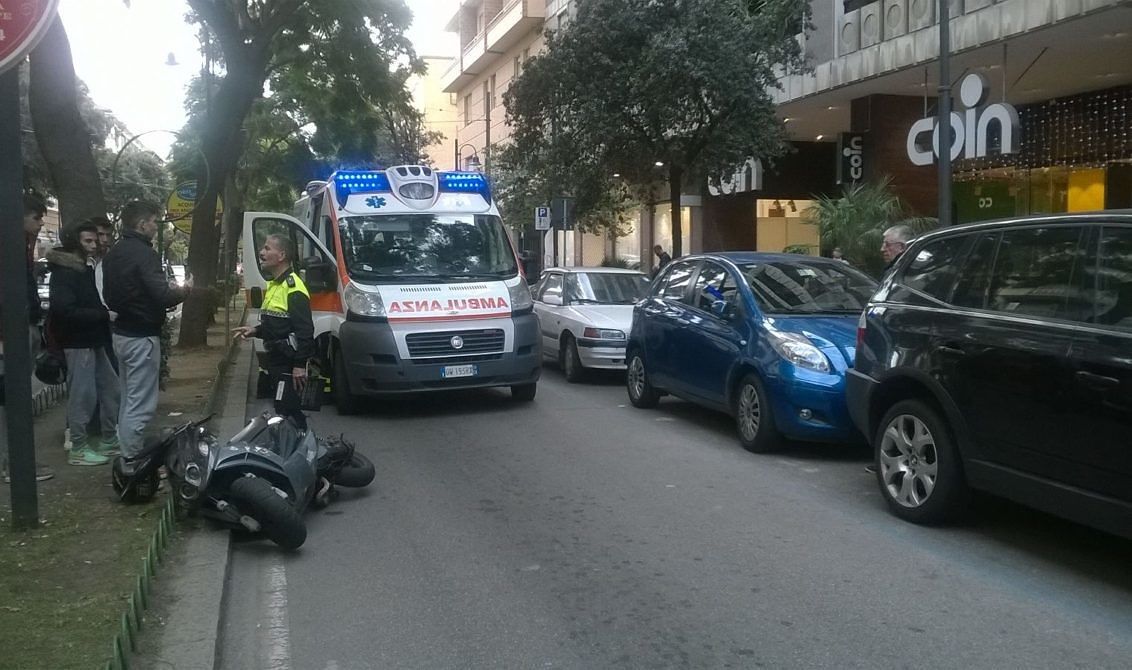 Traffico e smog, via Dante è un inferno: “Ecco la soluzione”