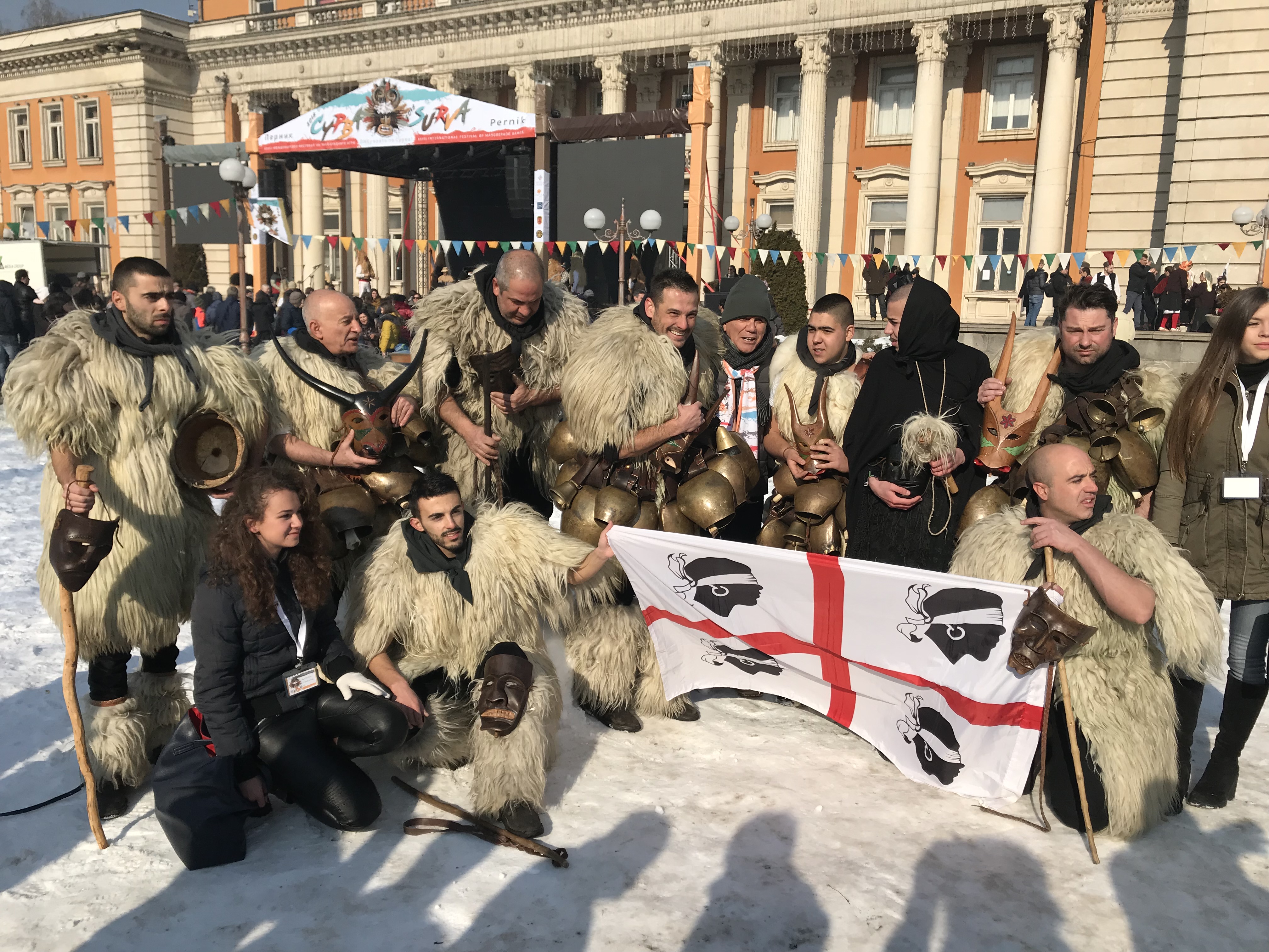 Bulgaria, le maschere della tradizione sarda al Festival di Pernik