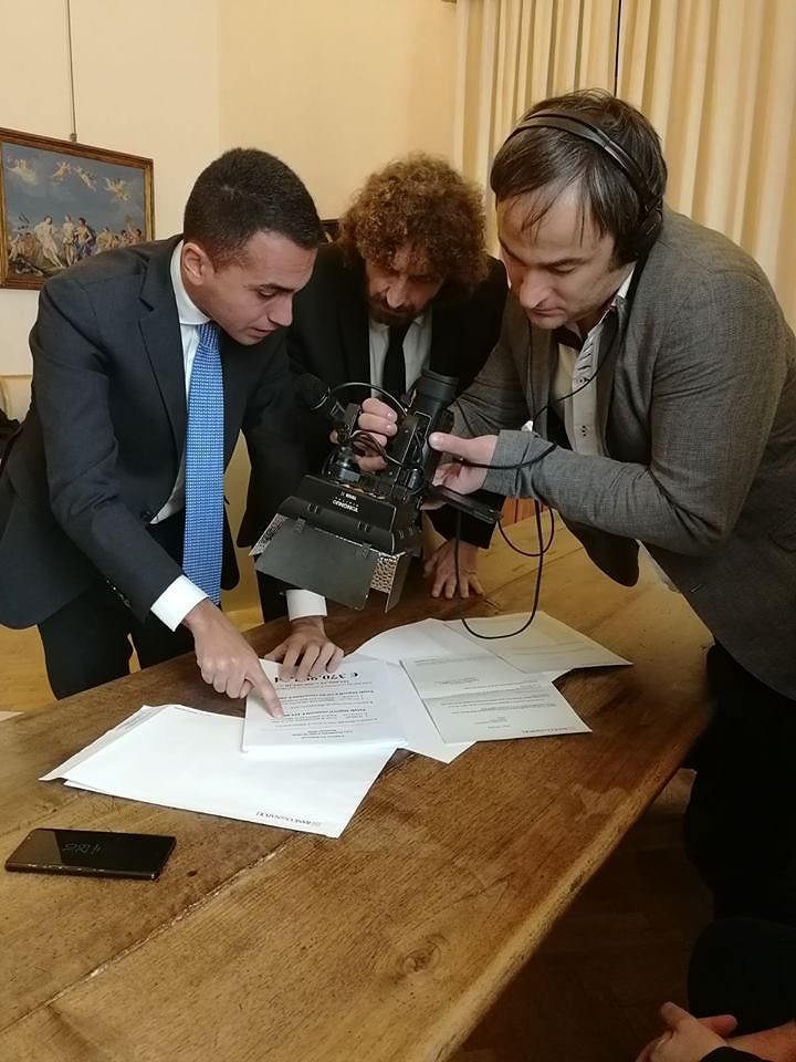 Rimborsi M5S, Di Maio caccia le mele marce: “Pd e Forza Italia intascano milioni a sbafo”