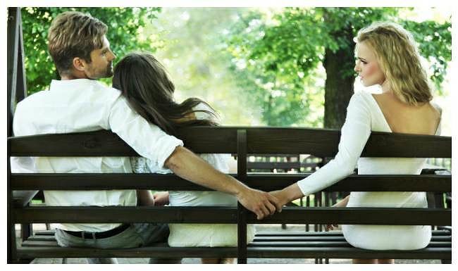 “Siamo cagliaritani, la classica coppia nota e bella: peccato che so delle sue amanti”