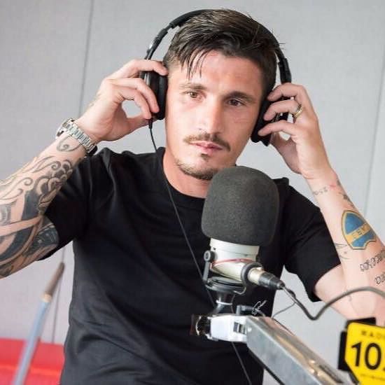 Cagliari, paura per Fabio Pisacane: il difensore rossoblù ferito in un incidente