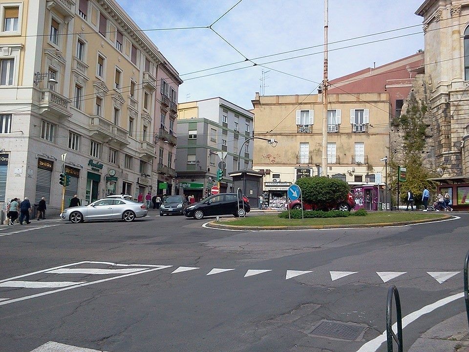 Cagliari, via ai lavori per il restyling di piazza Costituzione: cambia ancora il traffico