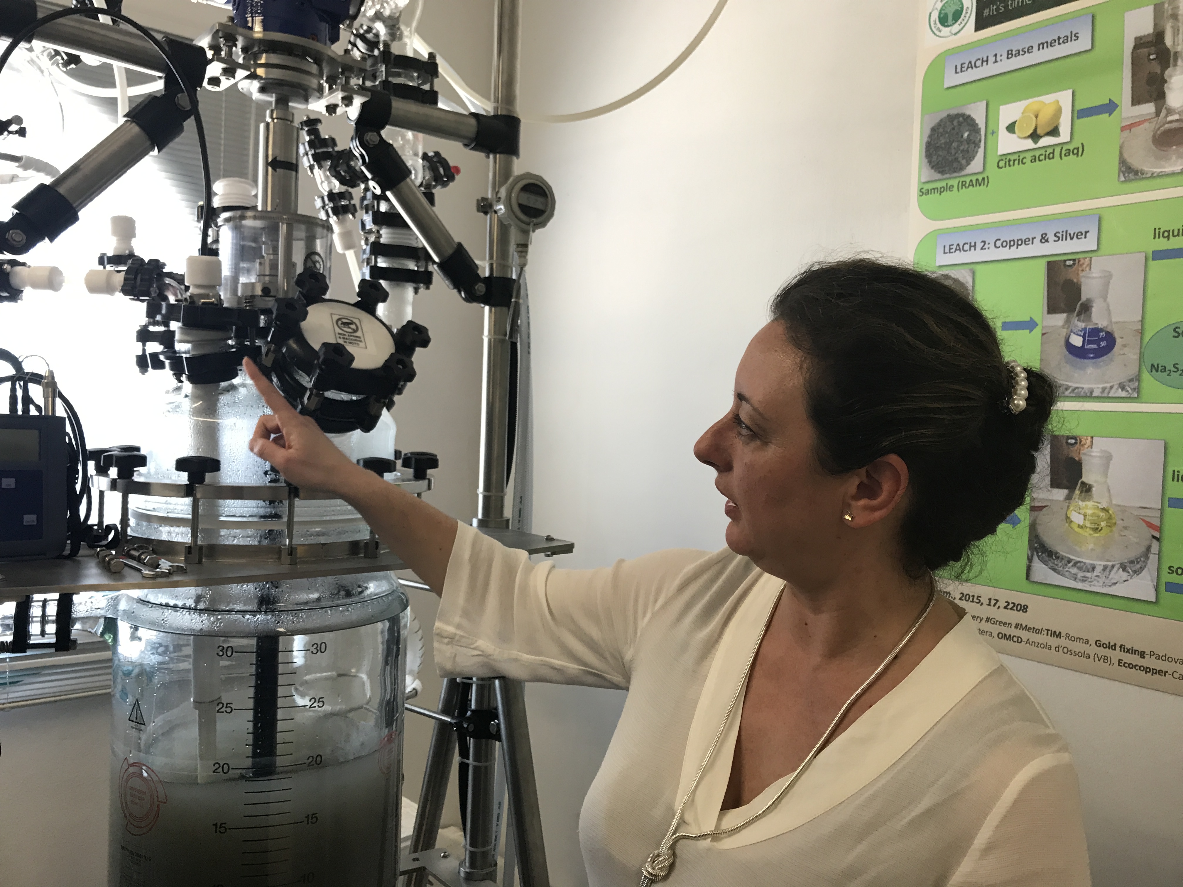 Oro e argento da rifiuti elettronici: l’Imperial College di Londra plaude i ricercatori cagliaritani