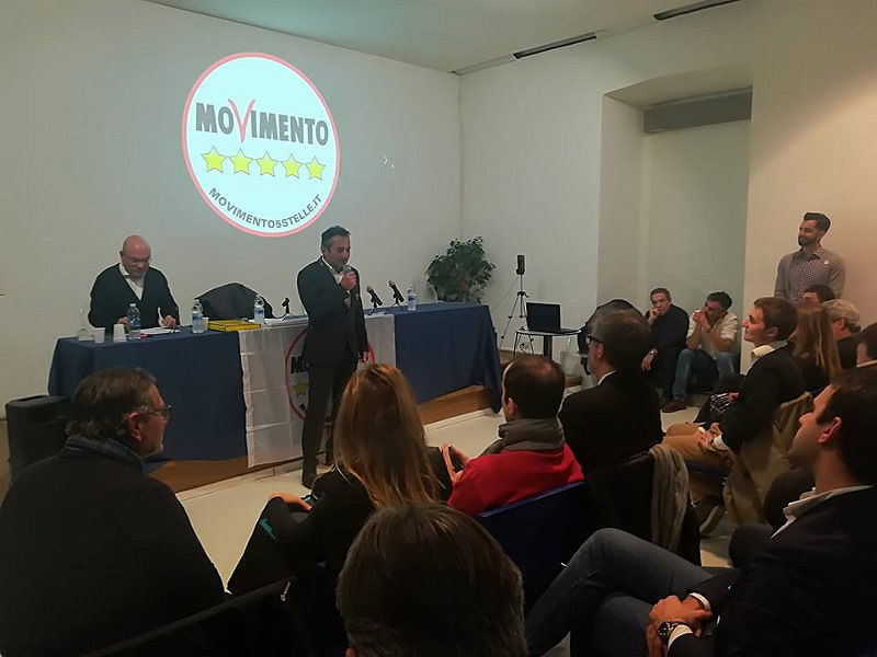Cagliari, M5S pensa già alle Regionali: “Dopo il 4 marzo un anno di lotta”