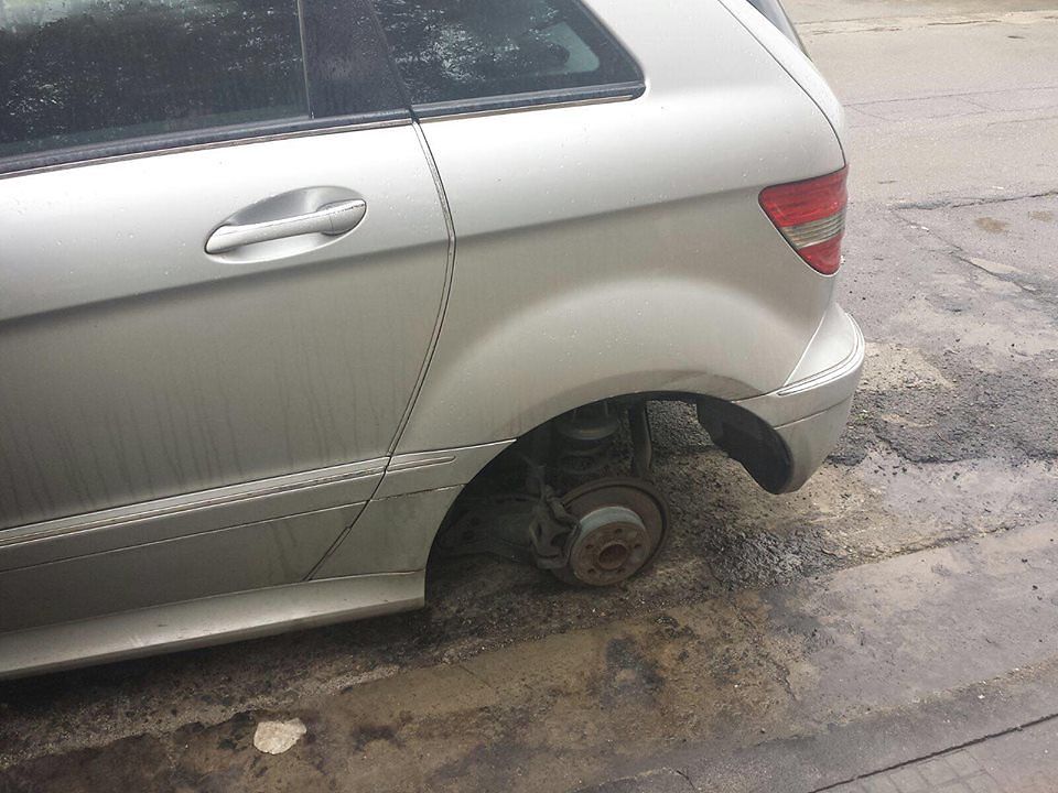 Tornano i ladri di ruote a Sestu e Assemini: “Mille euro a chi sa qualcosa”