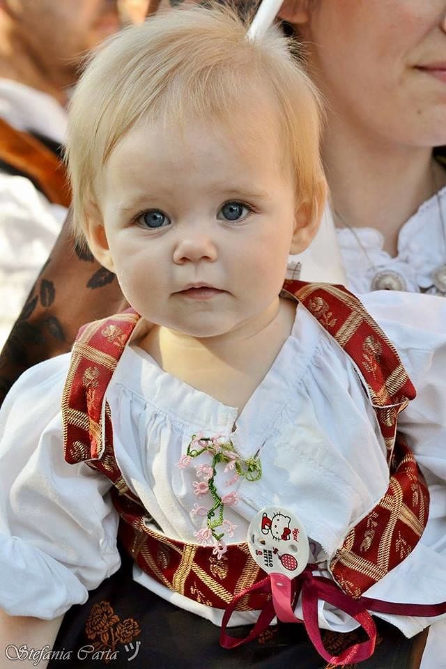 La Sardegna piange la piccola Alice, muore la bimba-coraggio affetta da leucemia