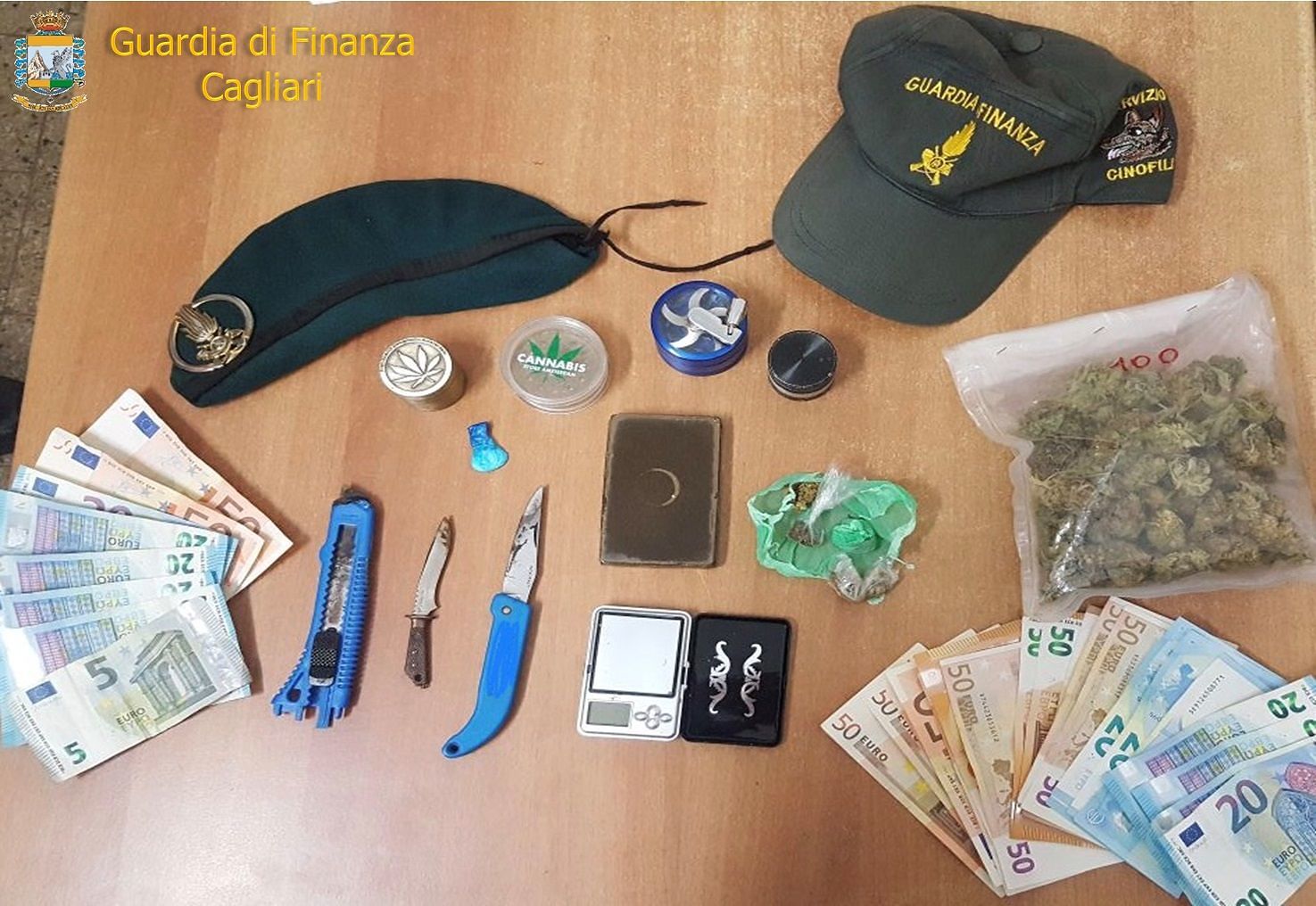 Controlli antidroga in piazza Matteotti: arrestato un minore, denunciata una ragazza