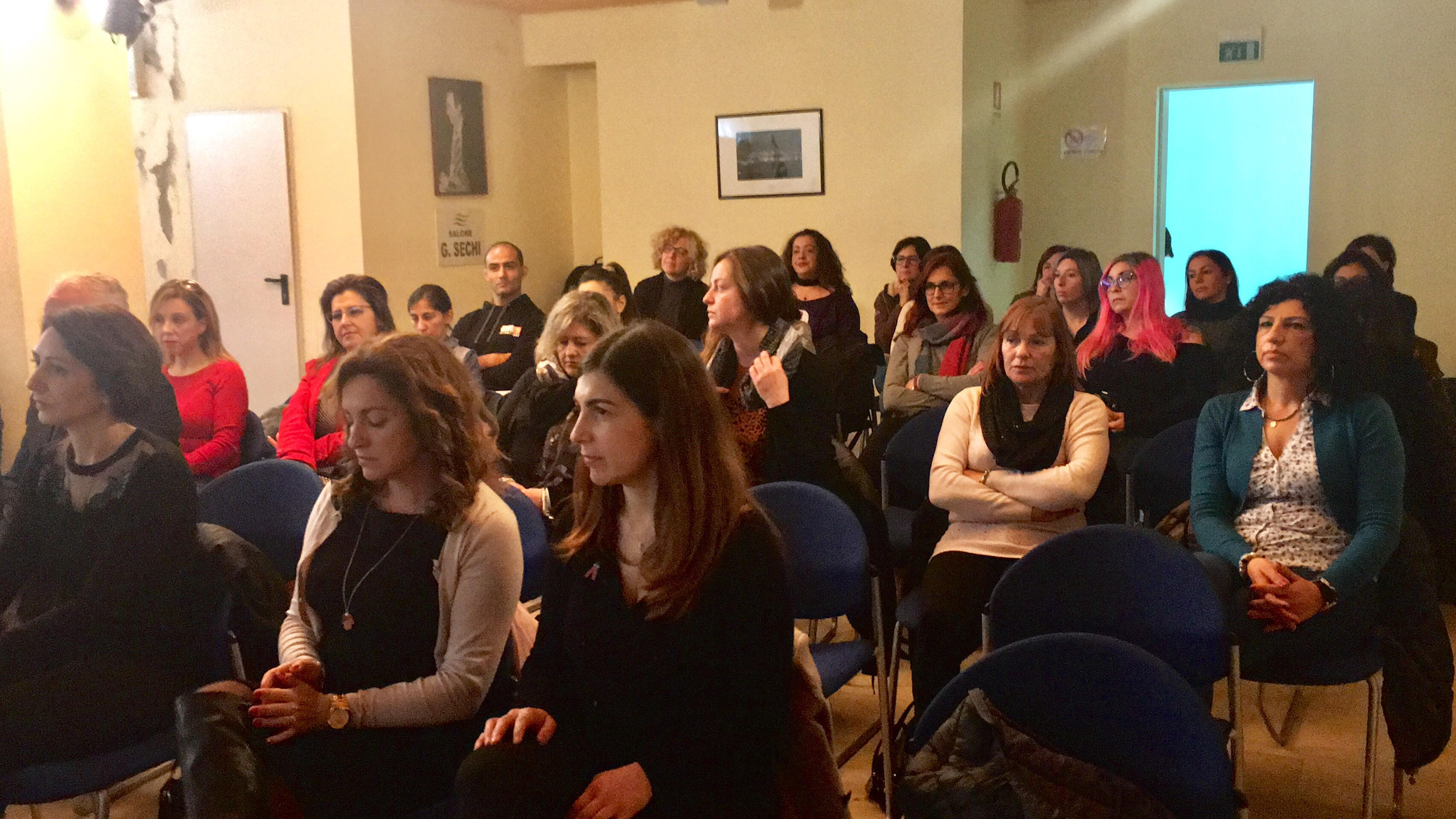 “La donna indifesa si mette in difesa”, un successo a Cagliari lo stage di Krav Maga