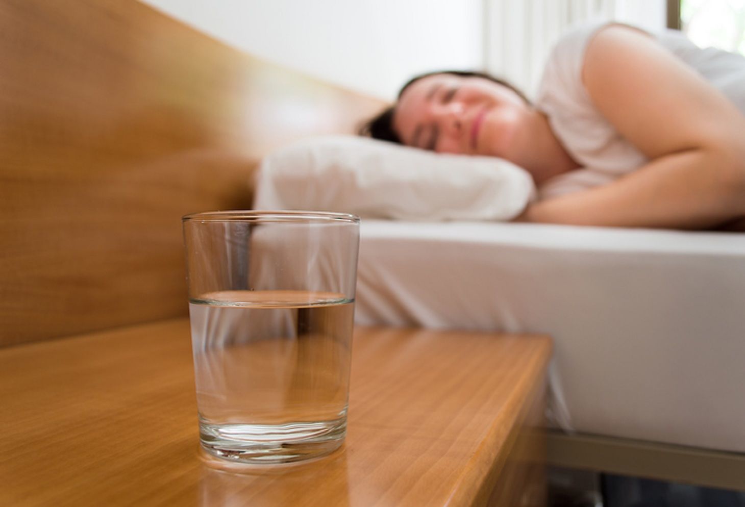 Giornata mondiale del sonno: l’acqua aiuta a dormire meglio
