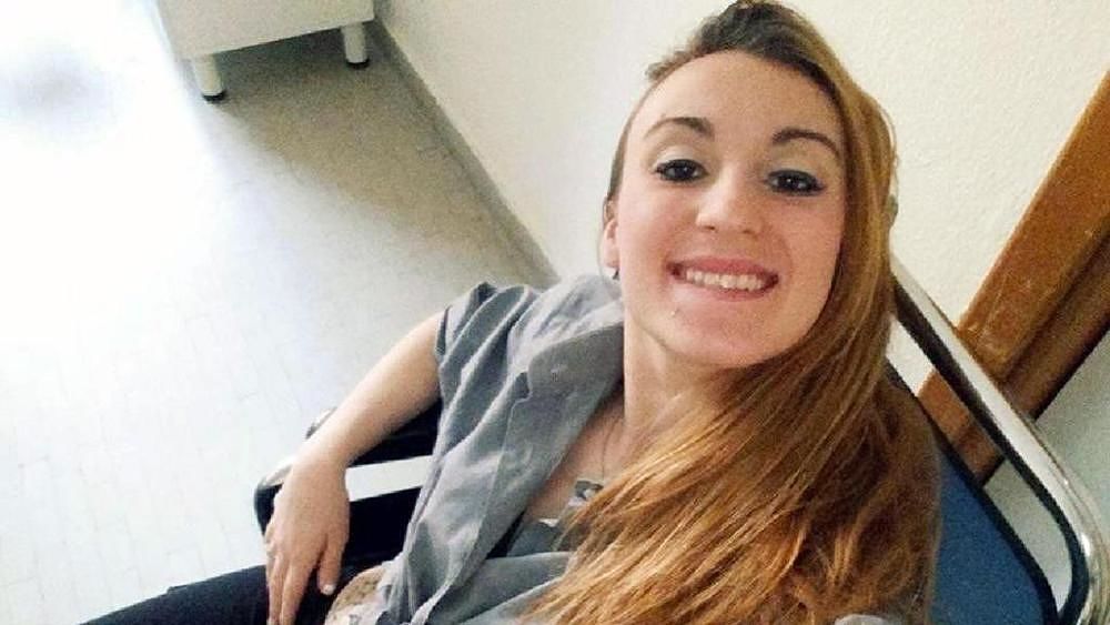 Laura, mamma di 20 anni uccisa a coltellate: il fidanzato Paolo confessa il delitto