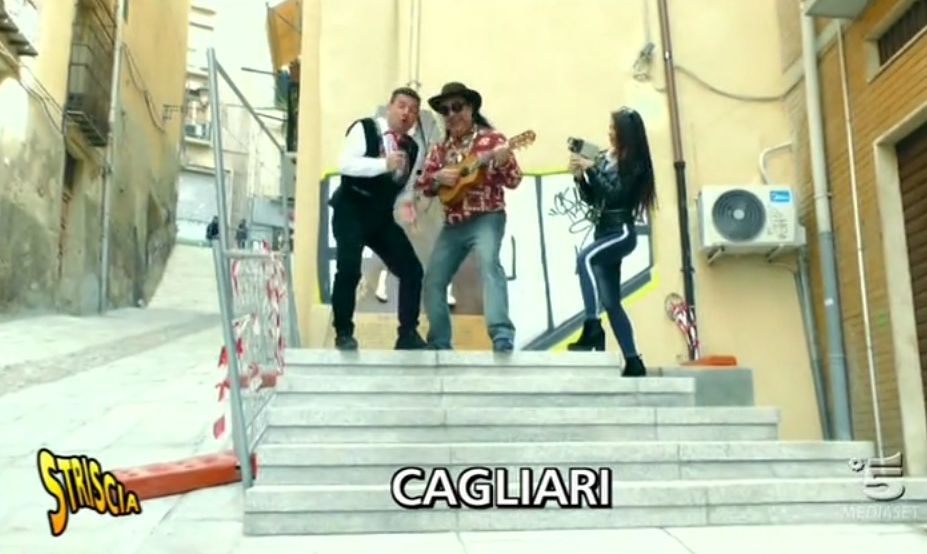 Cagliari, la scalinata senza senso finisce su “Striscia La Notizia”