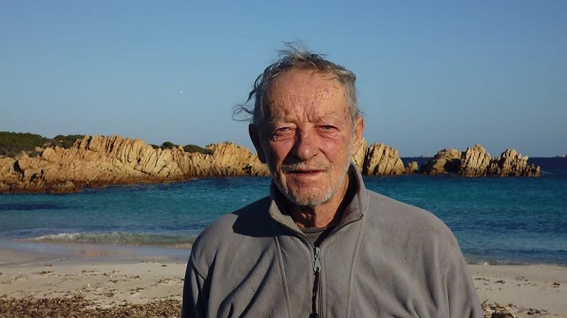 Mauro, “custode solitario” della spiaggia rosa di Budelli finisce sulla Cnn