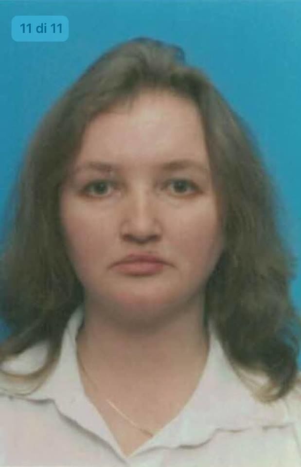 Daniela, infermiera rumena morta a Cagliari. Senza parenti, i colleghi: “Le paghiamo il funerale”