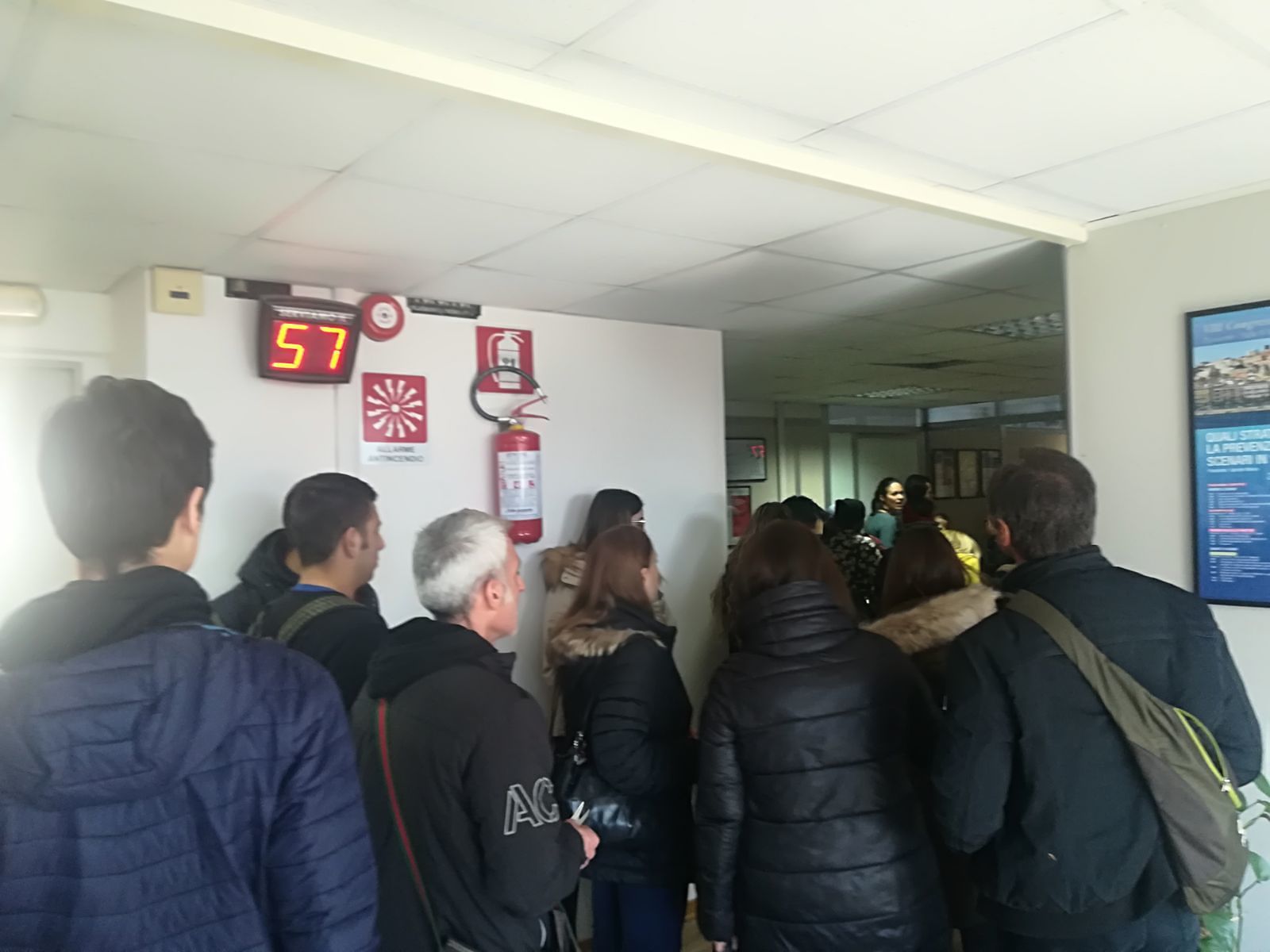 Cagliari, la meningite fa ancora paura: la Assl di via Sonnino è una bolgia