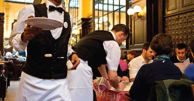 Pasqua e Pasquetta, blitz della Finanza nei ristoranti: trovati 19 lavoratori in nero