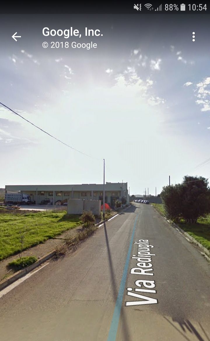 Aria irrespirabile intorno al depuratore a Settimo: “Alcuni si sono sentiti male”