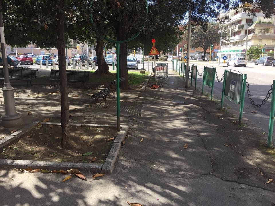 “Cagliari, la città dei rendering: strade e piazze abbandonate nella realtà”