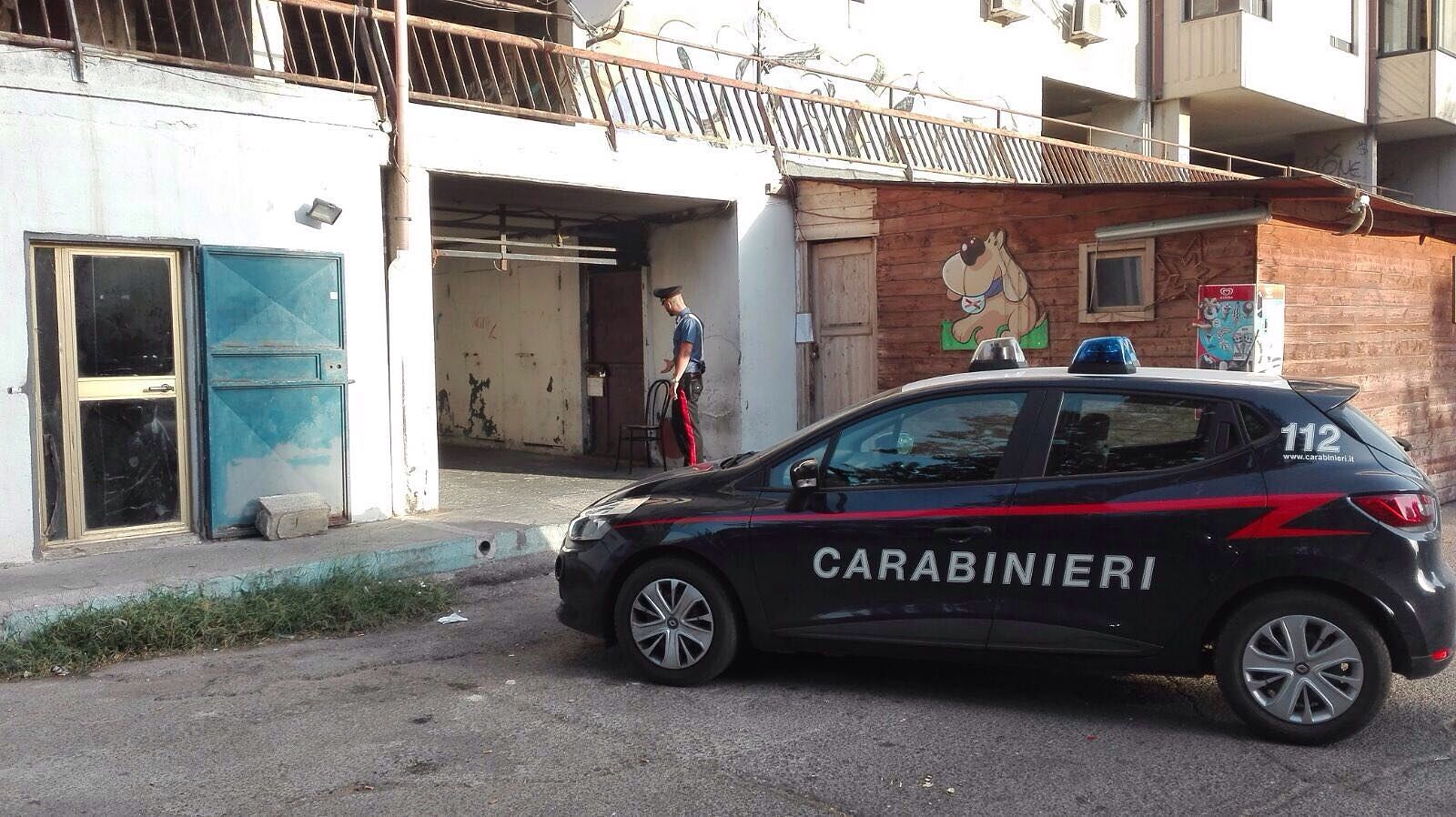 Spaccio a Sant’Elia, giovane donna in manette: in casa un kg di hashish