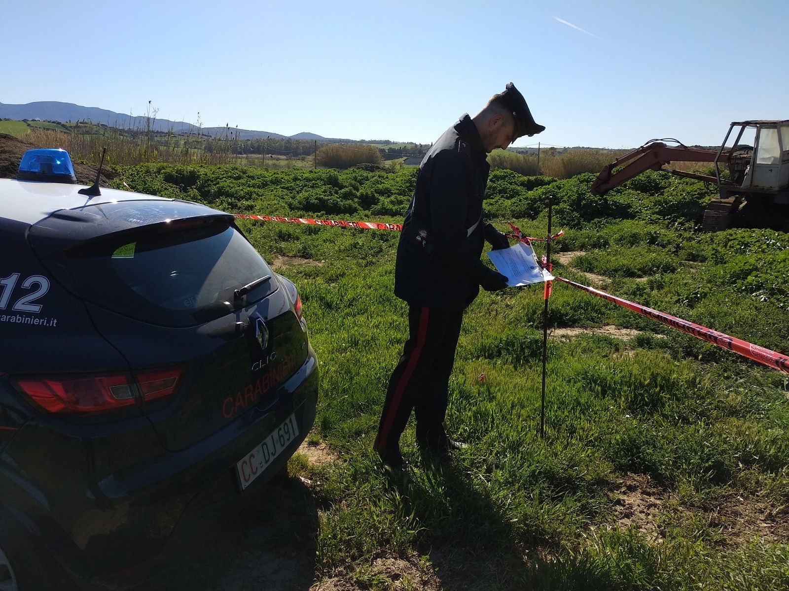 Liquami e carcasse animali abbandonati, rischi per l’acqua a Serdiana: una denuncia