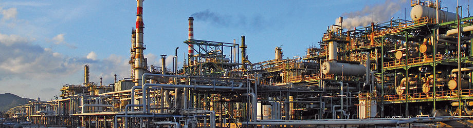 Sarroch, il sindaco non fa sconti alla Saras: “Prevenga gli odori molesti”