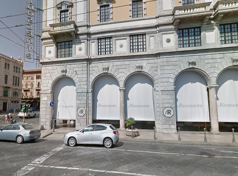 Cagliari, rissa tra stranieri davanti a “La Rinascente”: una donna in ospedale