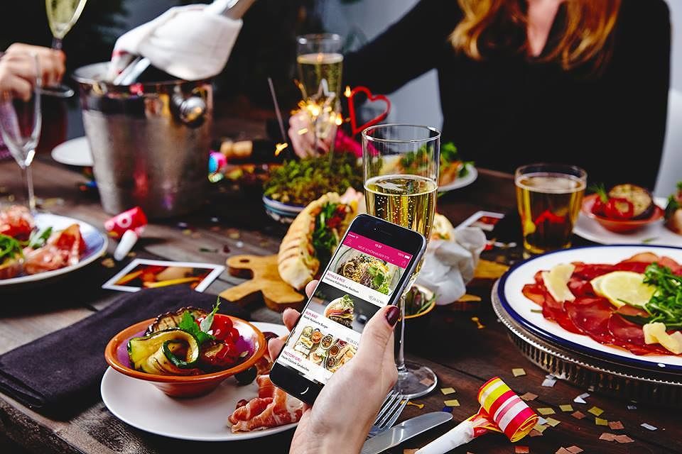 Il cibo a domicilio a Cagliari? Via app: nascono i “fattorini multimediali”