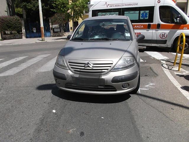 Ancora un pedone investito a Cagliari: colpito da una Citroen guidata da una donna