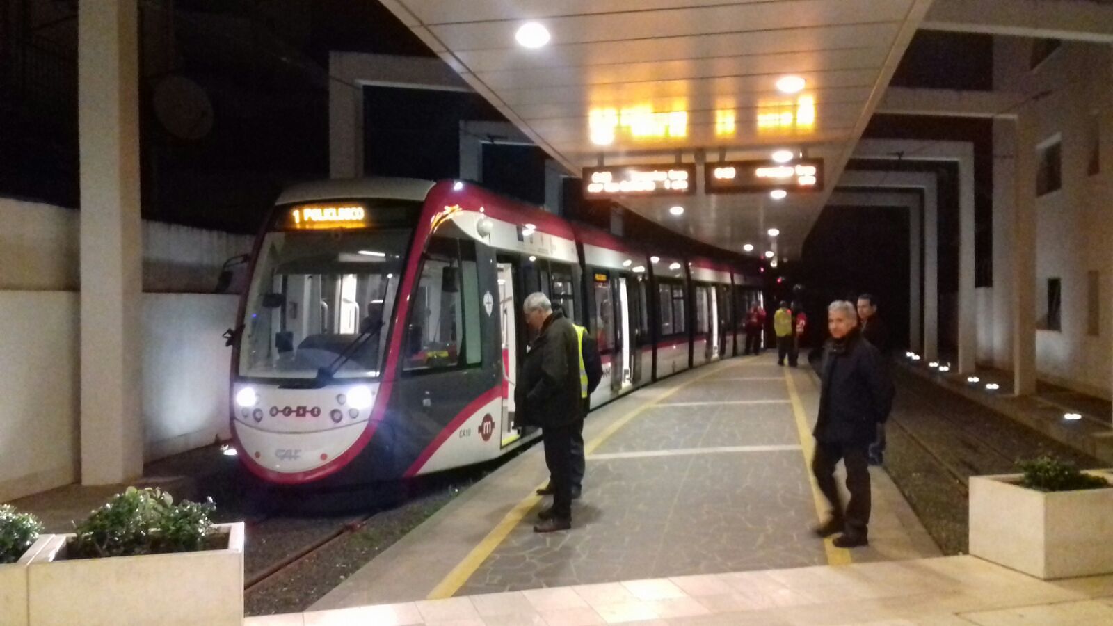 Cagliari, nuovi treni della metro troppo larghi? “Una bufala, possono viaggiare sull’intera rete”