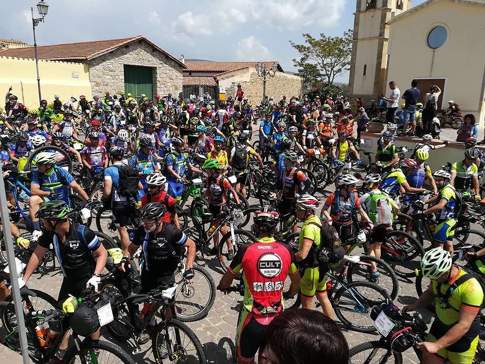 Baradili, quattro giorni tra mountain bike, corse e passeggiate
