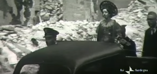 Sant’Efisio nel 1943: la processione in una Cagliari distrutta dalle bombe