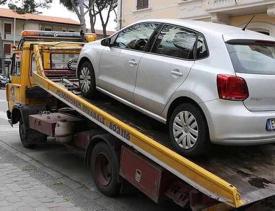 Sant’Efisio, in viaggio verso Pula: “Tutte le auto in sosta nel percorso saranno rimosse”