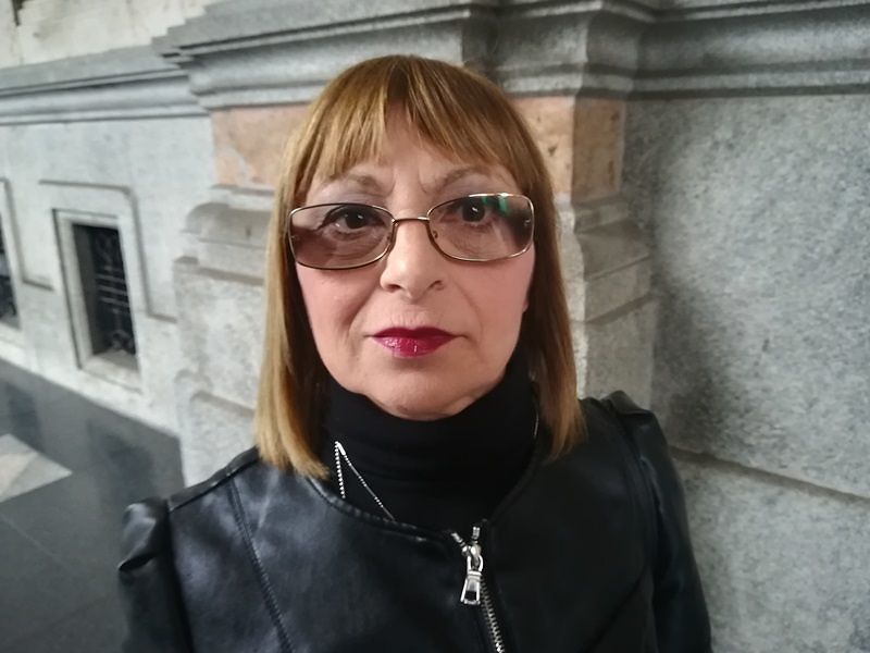 “Precaria a 63 anni, spesso lo stipendio è un miraggio: ecco come sopravvivo a Cagliari”