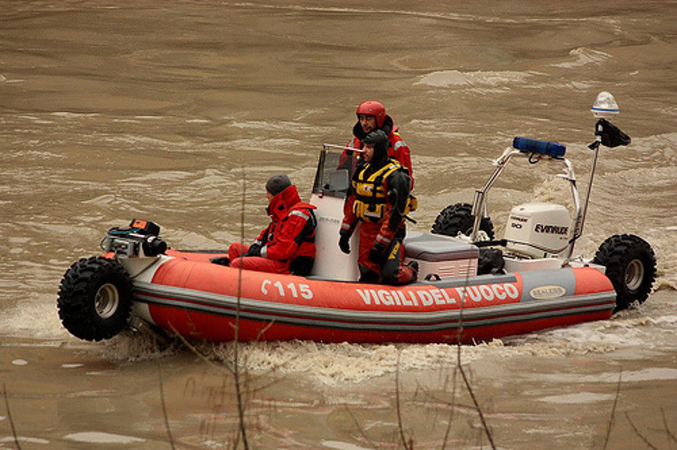 Arbus, 6 persone e 2 bimbi intrappolati nel fiume: salvati dopo 2 giorni