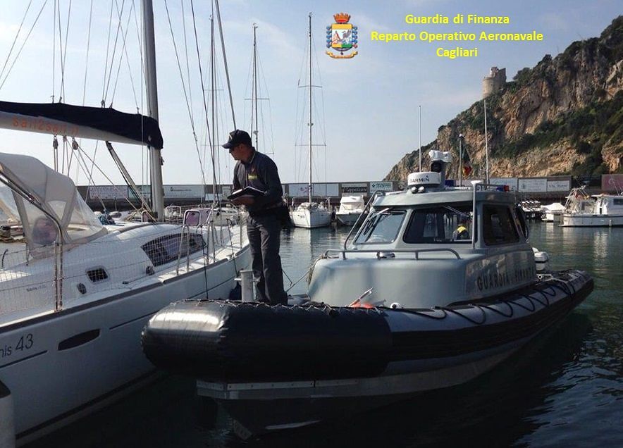 Barche super lusso ormeggiate in Sardegna e mai dichiarate: multe per 200mila euro