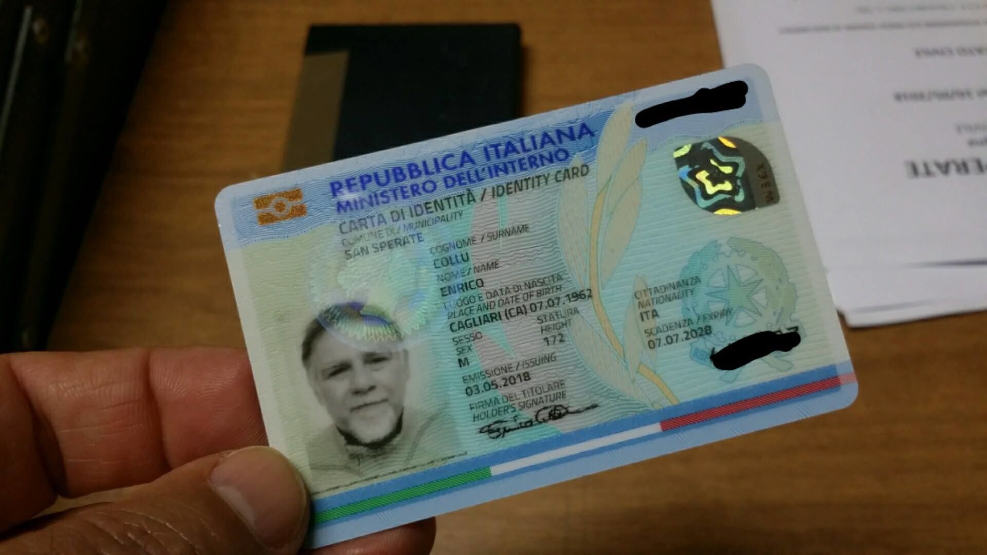 San Sperate, da oggi la carta di identità elettronica: il sindaco fa da “cavia”