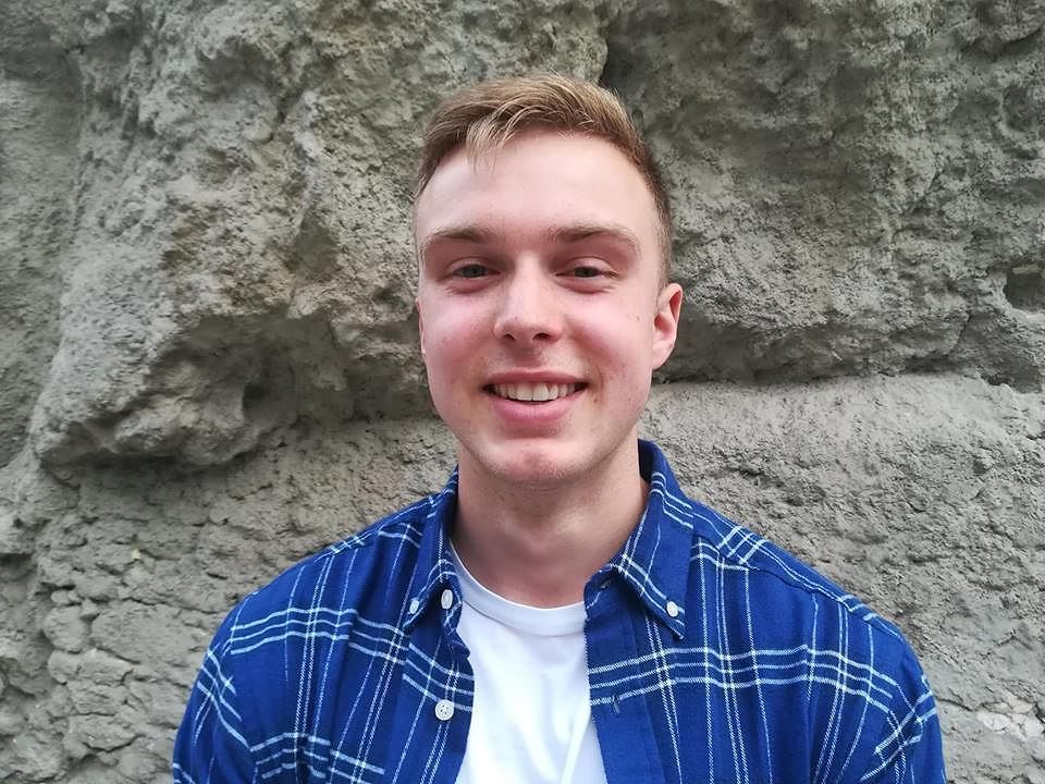 Jason, studente americano a Cagliari: “Avete il mare e il cibo migliori del mondo, voglio vivere qui”