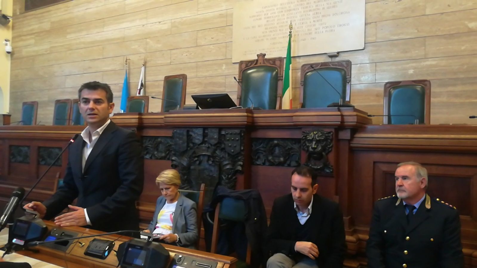 Cagliari, il Comune intervista cittadini e turisti: “Meglio auto, bus o bici?”