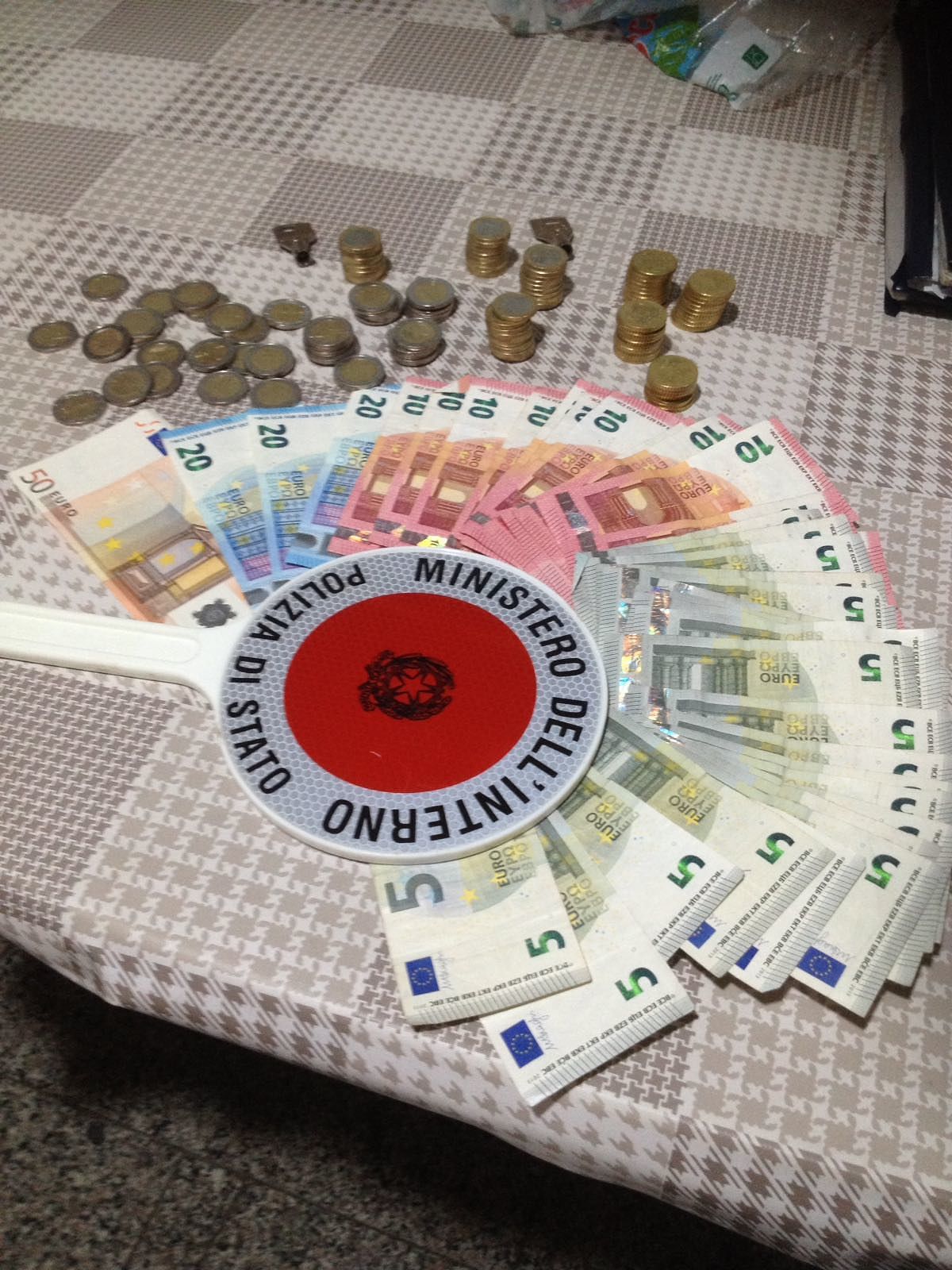 Slot irregolare e assenza di autorizzazioni: multato titolare di un circolo a Sant’Elia