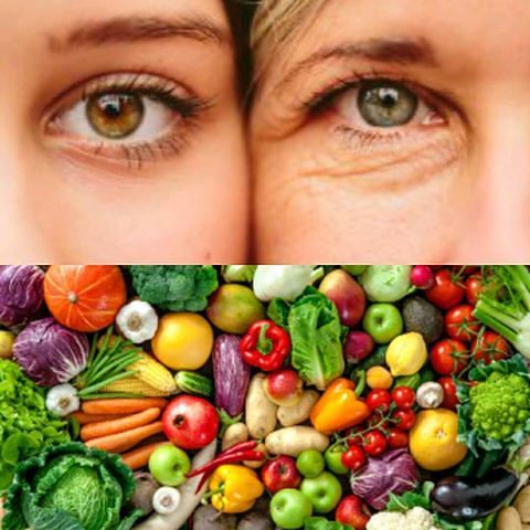 Dieta anti invecchiamento, ecco come restare giovani senza rughe grazie al buon cibo