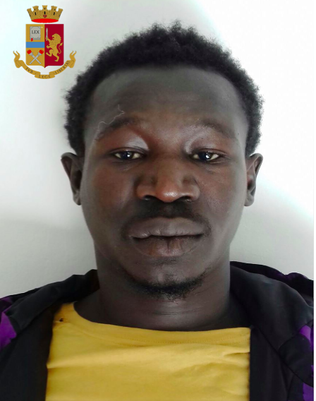 Cagliari, furto da “Zara” in via Manno: 29enne arrestato dalla polizia