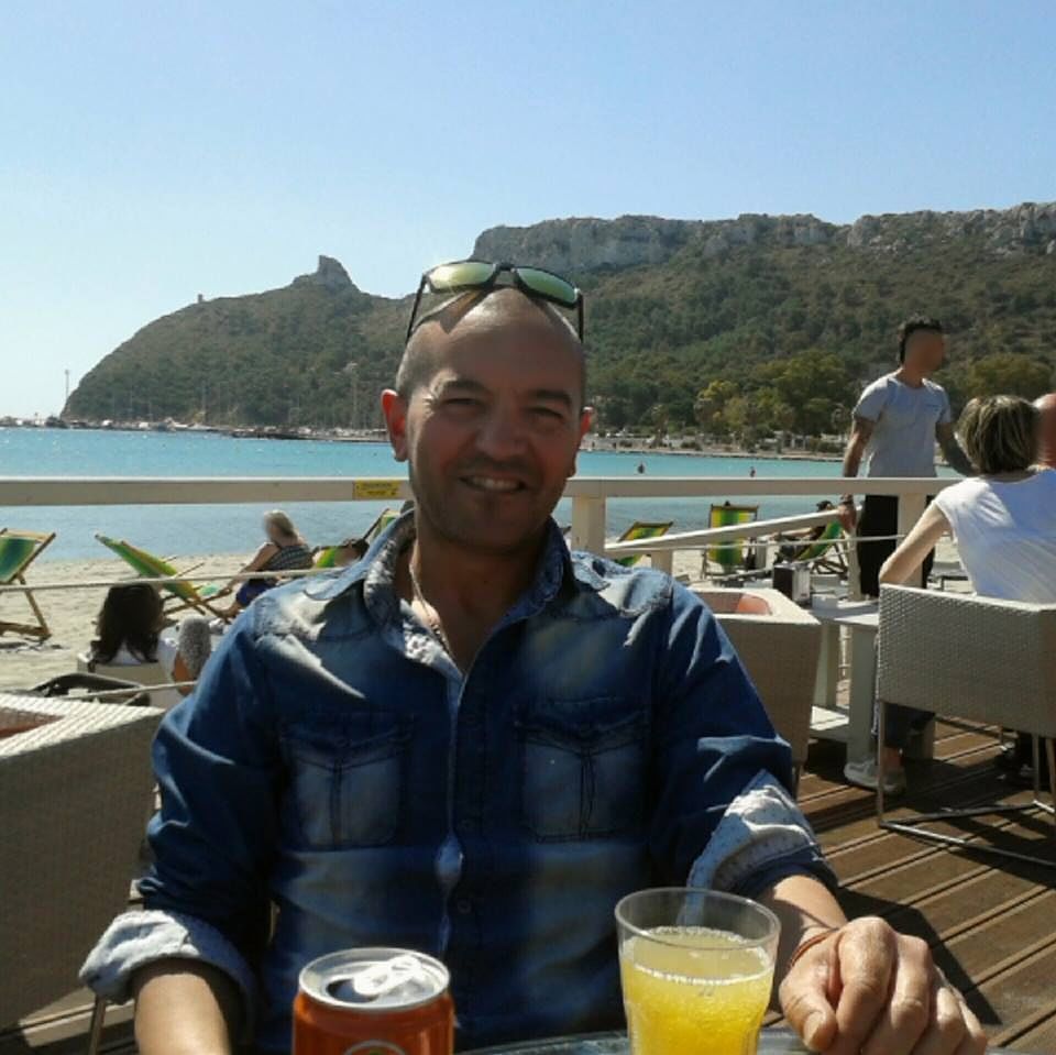 Lacrime e commozione per Francesco Melis, il centauro di Cagliari morto sulla 131: l’autista del furgone aveva bevuto