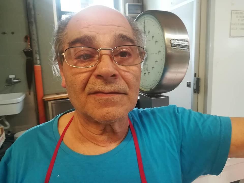 Cottarelli premier, rabbia tra le corsie del mercato di San Benedetto: “Doveva essere Salvini”