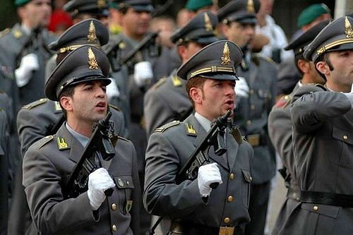 Guardia di Finanza: pubblicato il bando di concorso per 380 allievi finanzieri