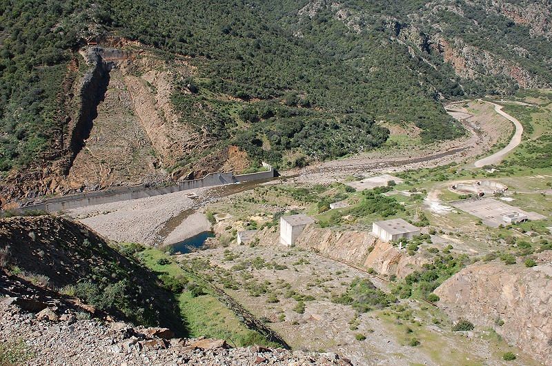 Sarroch, ritardi nei pagamenti: sciopero nella diga di Monte Nieddu