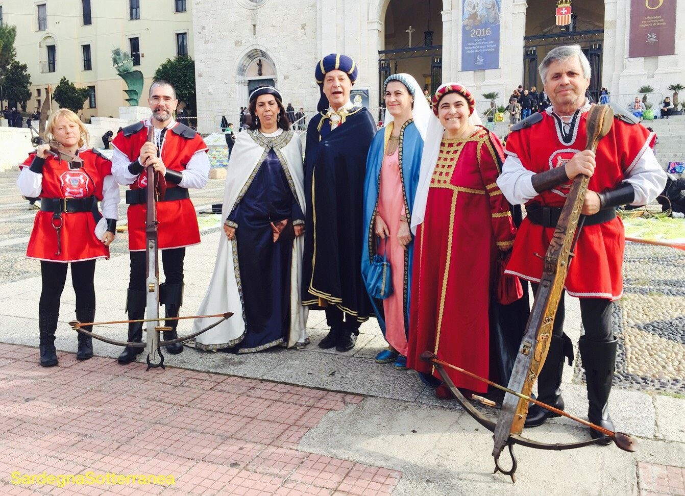 Sabato tour medievale con dame e cavalieri al Castello di Cagliari