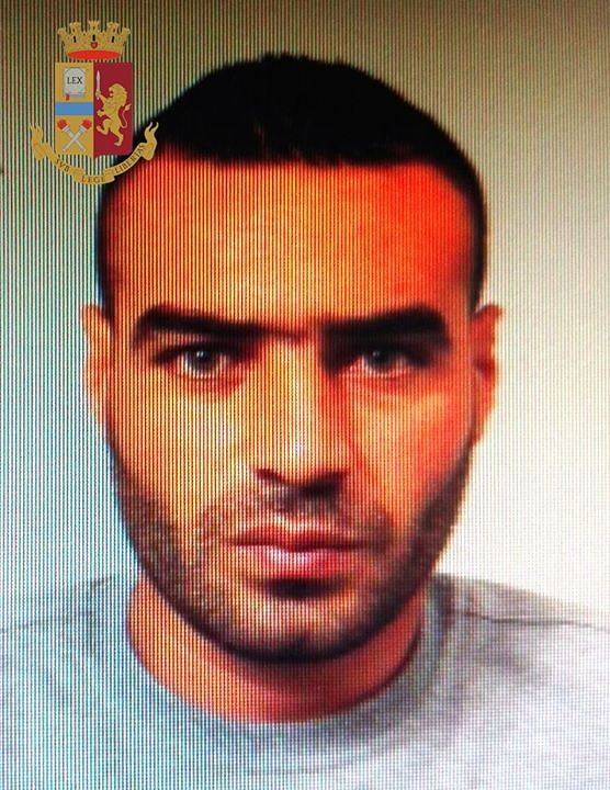 Cagliari, tra i migranti un pusher ricercato in Germania: fermato dalla polizia