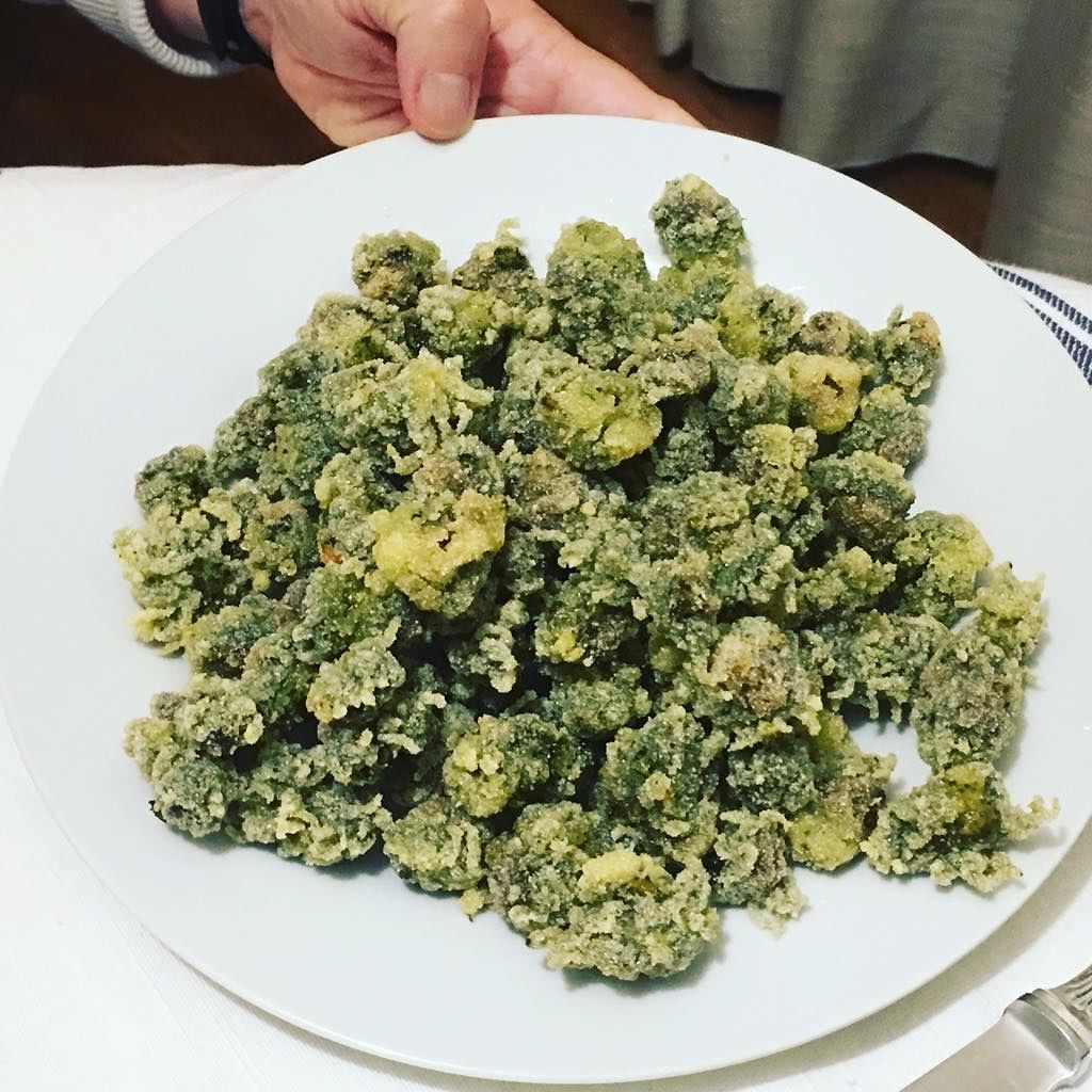 Orziadas fritte, gustosi e squisite anemoni di mare col gusto del mare sardo